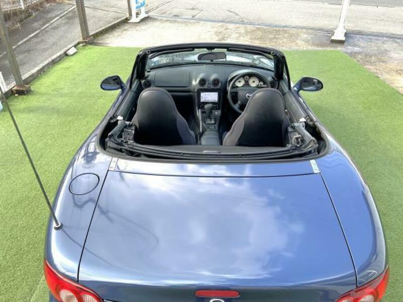 ROADSTER