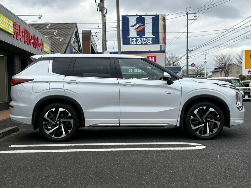 OUTLANDER PHEV