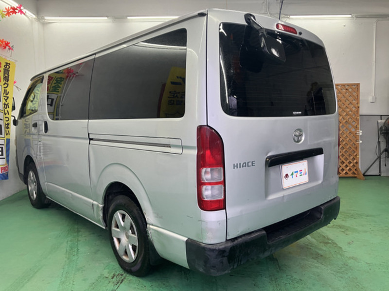 HIACE VAN