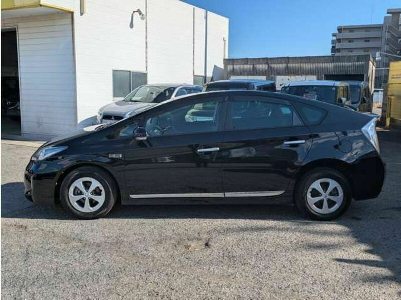 PRIUS PHV