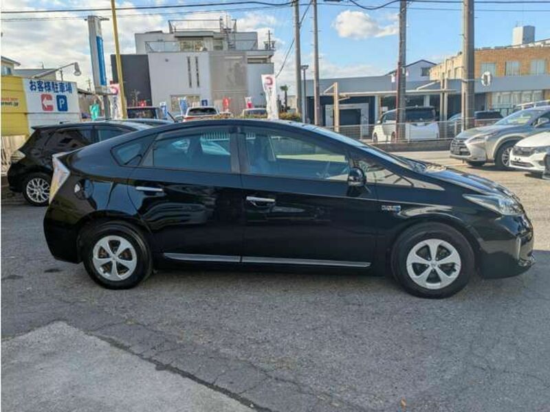 PRIUS PHV