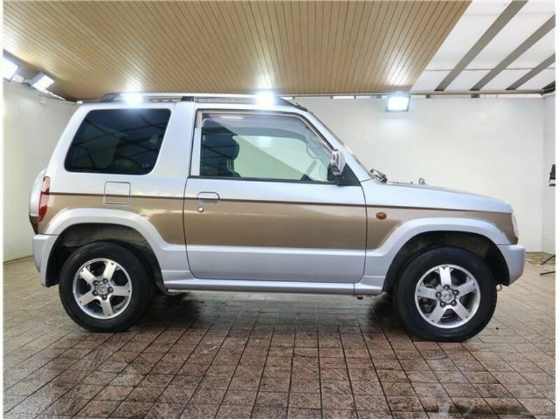 PAJERO MINI