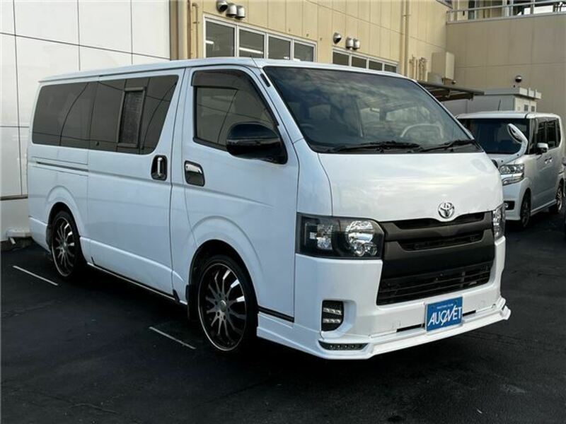 HIACE VAN