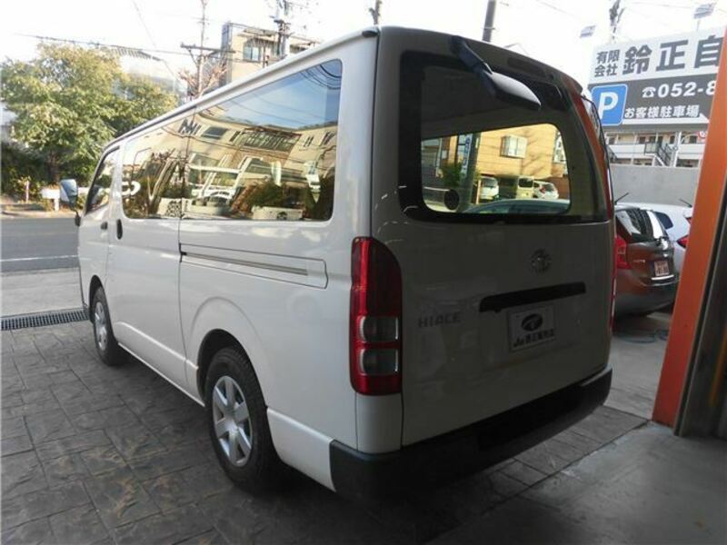 HIACE VAN