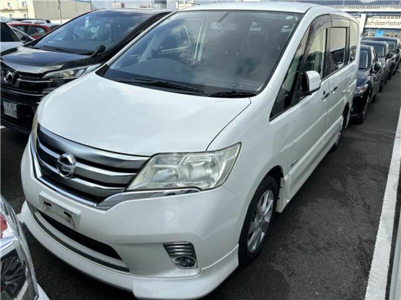 NISSAN SERENA