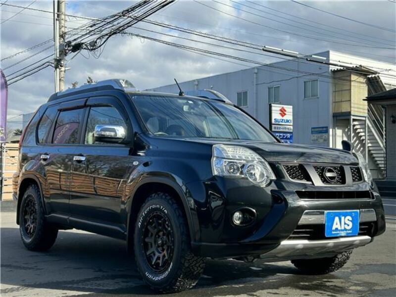 X-TRAIL