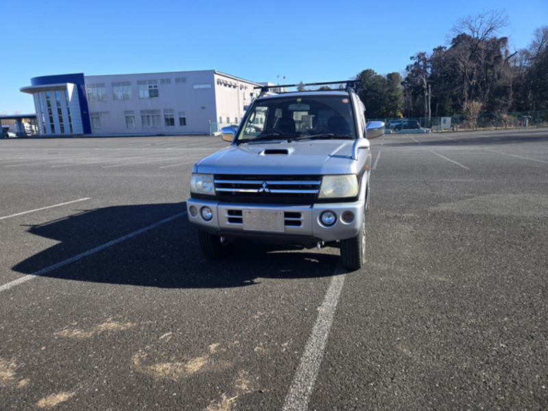 MITSUBISHI PAJERO MINI