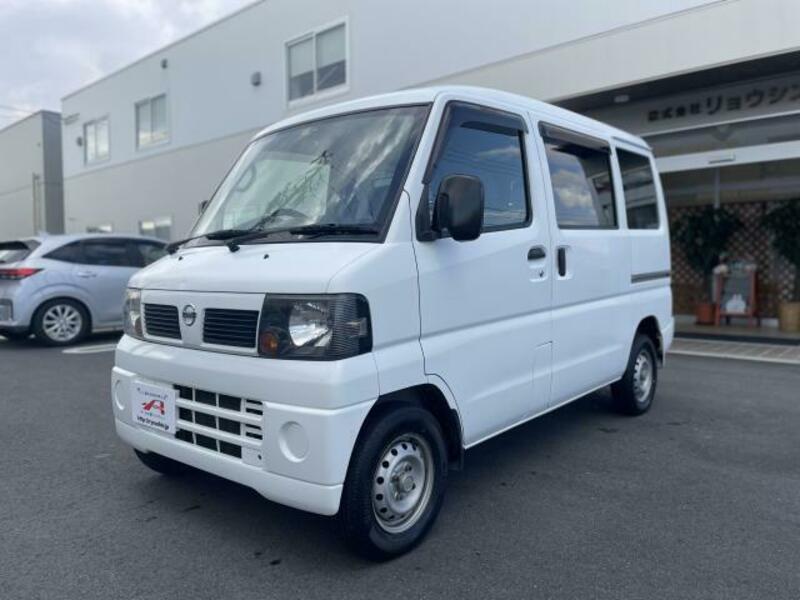 NISSAN CLIPPER VAN