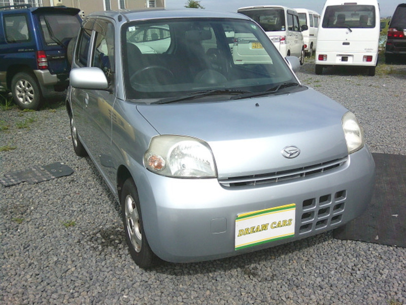 DAIHATSU ESSE