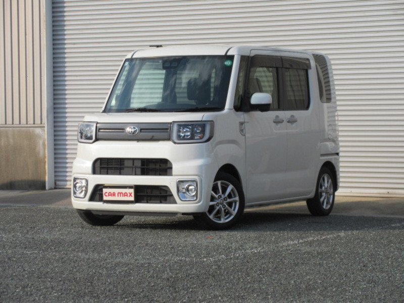 TOYOTA PIXIS MEGA