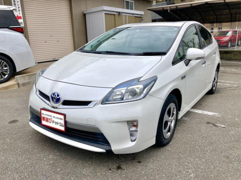 PRIUS PHV