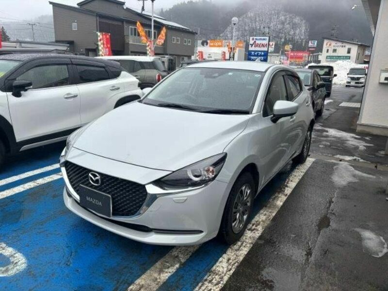 MAZDA2-0