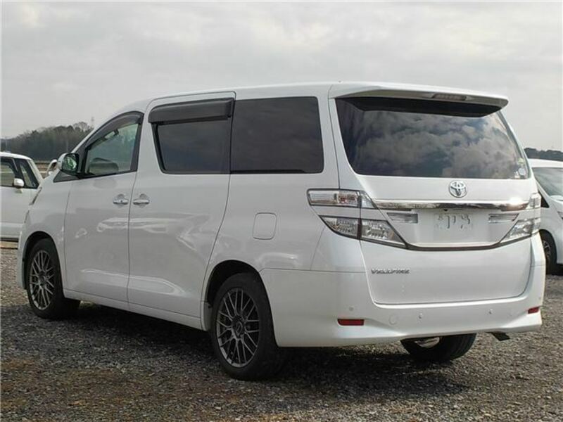 VELLFIRE