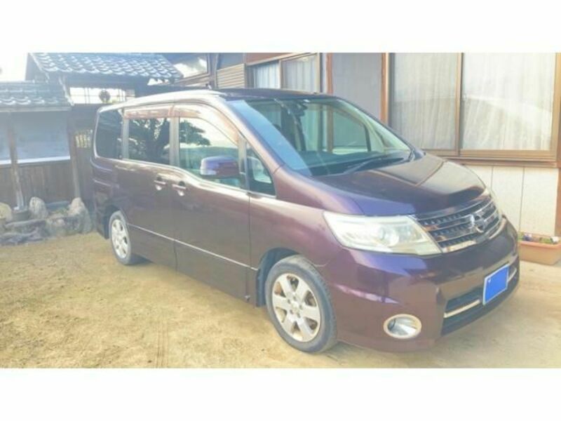 NISSAN SERENA