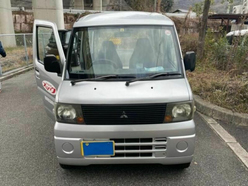 MITSUBISHI MINICAB VAN