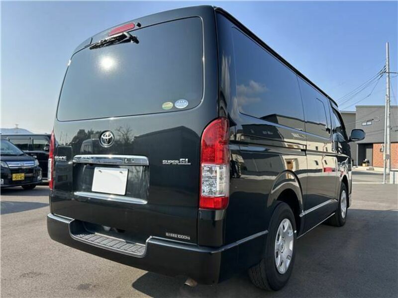 HIACE VAN