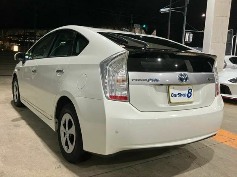 PRIUS PHV