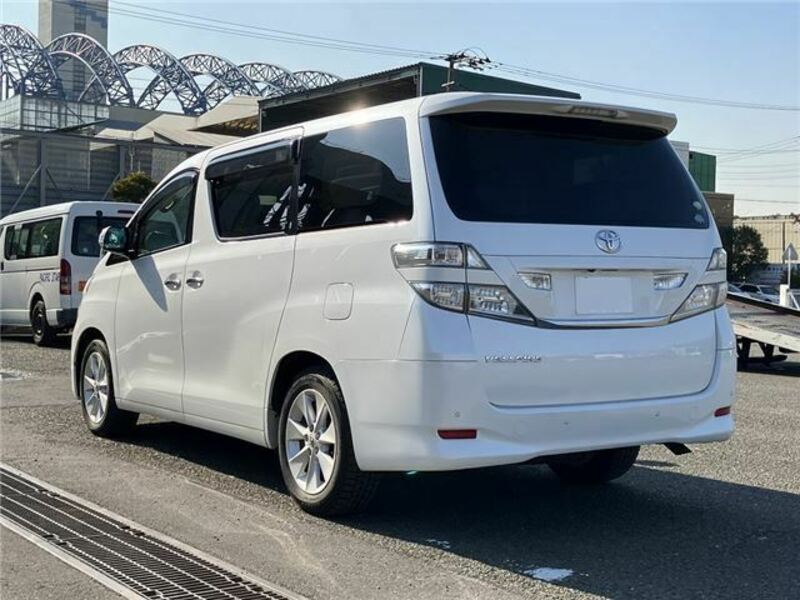 VELLFIRE