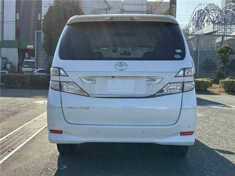 VELLFIRE