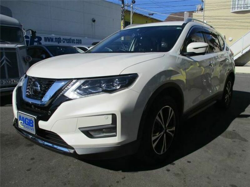 X-TRAIL