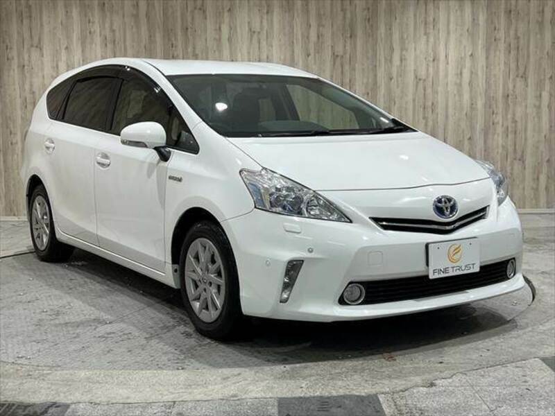 PRIUS ALPHA