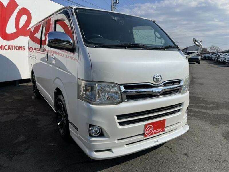 HIACE VAN