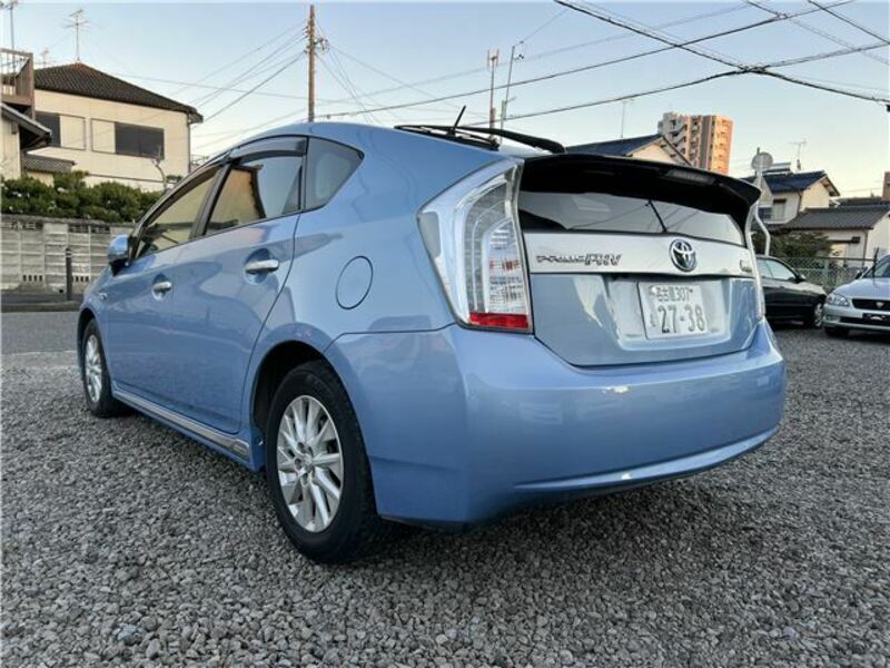 PRIUS PHV