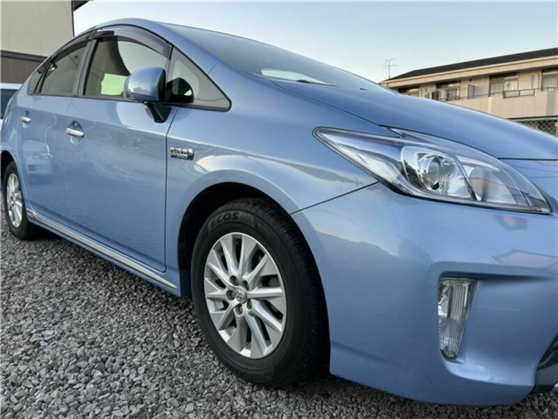 PRIUS PHV