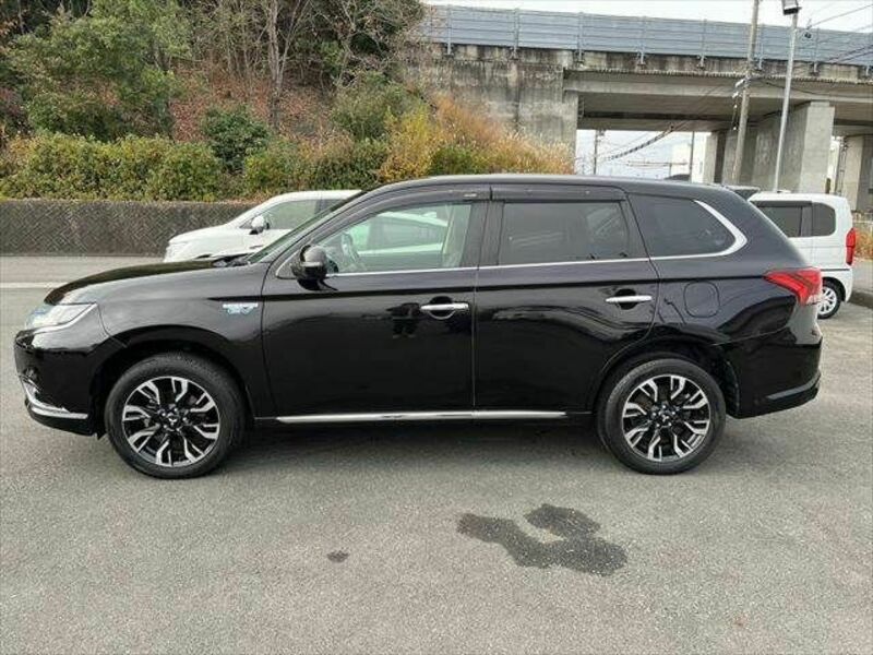 OUTLANDER PHEV