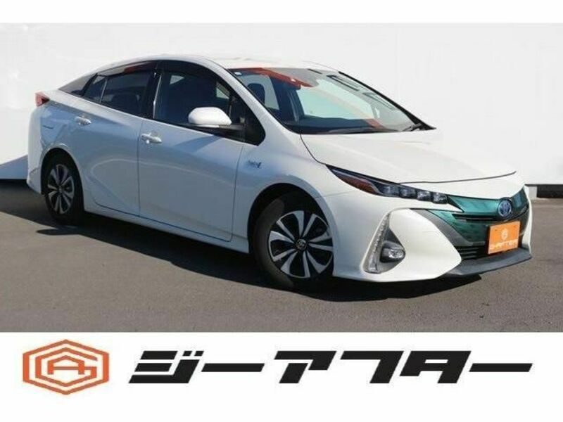 TOYOTA PRIUS PHV