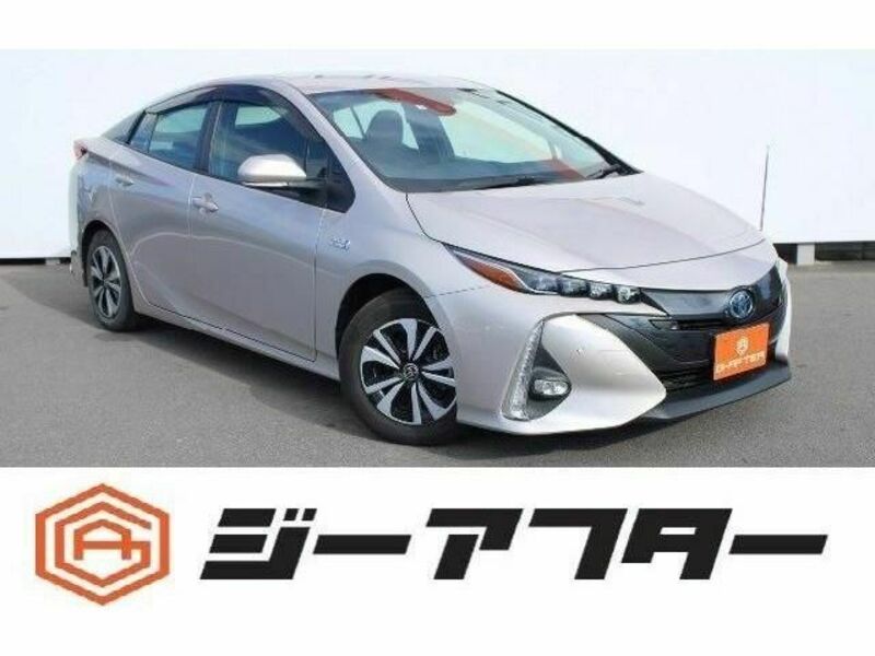 TOYOTA PRIUS PHV