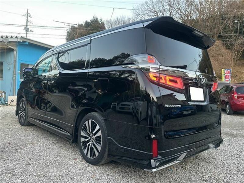 VELLFIRE