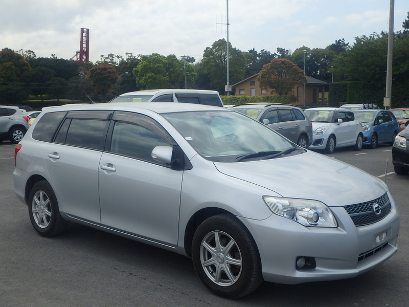 Toyota fielder 2008