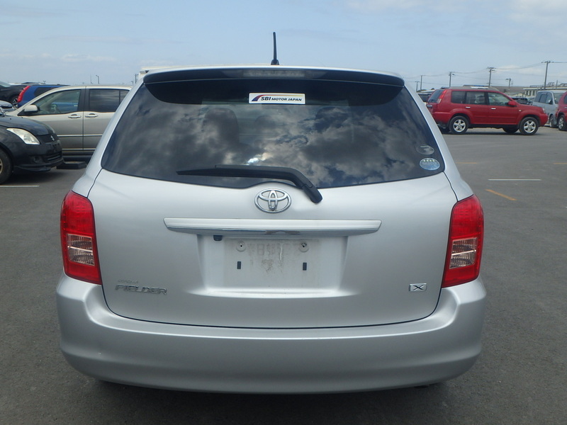 COROLLA FIELDER