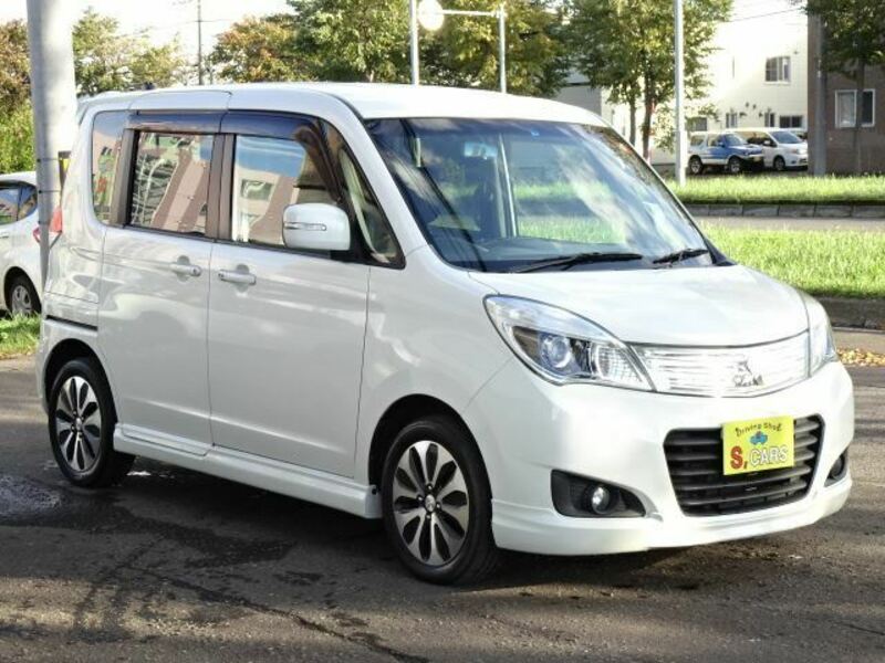 MITSUBISHI DELICA D2