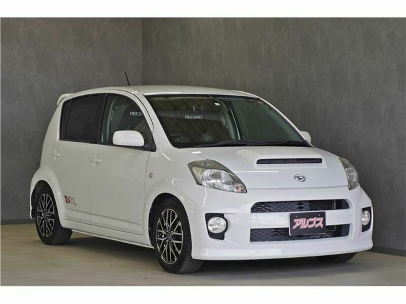 DAIHATSU BOON