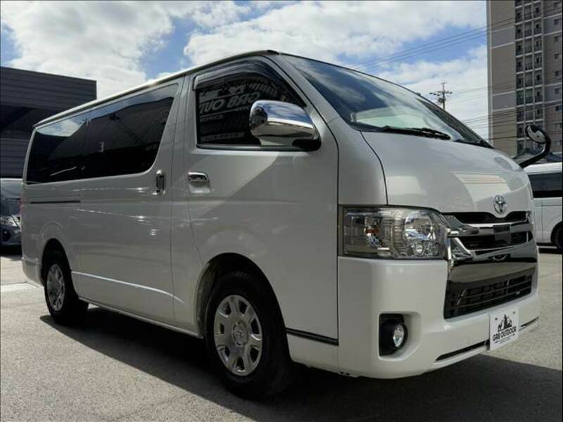 HIACE VAN