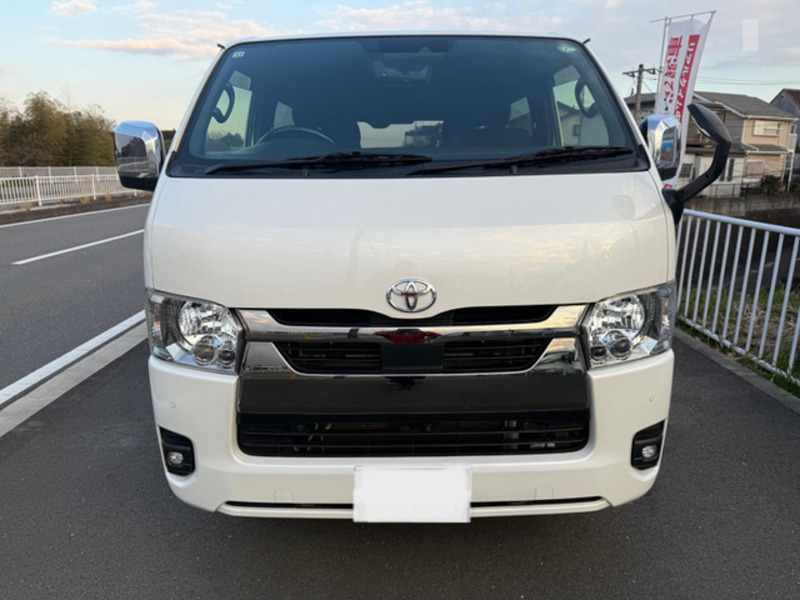 HIACE VAN