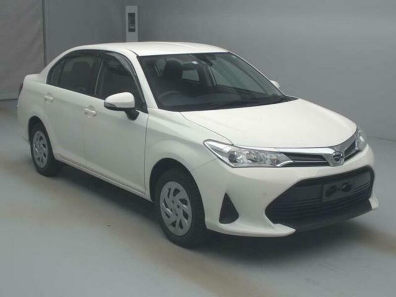 COROLLA AXIO