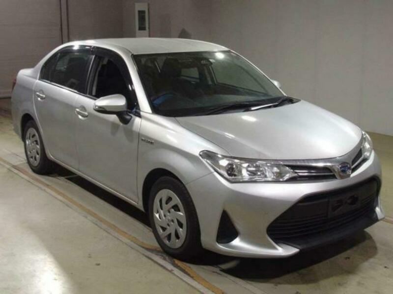 COROLLA AXIO