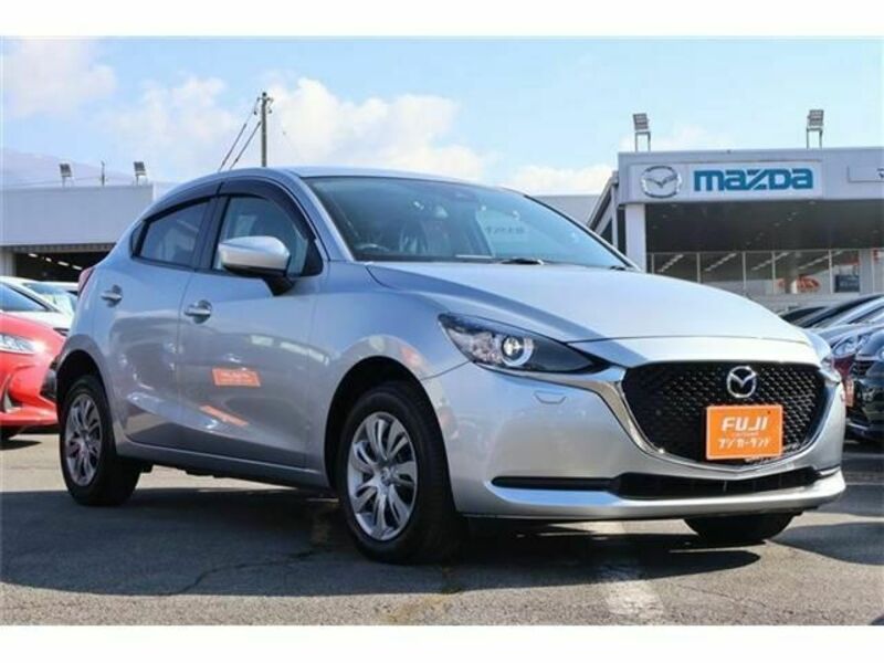 MAZDA2