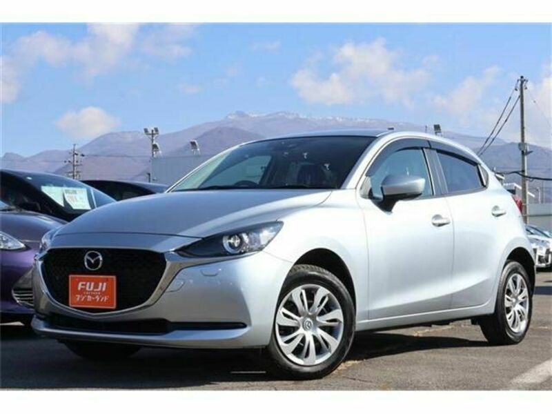 MAZDA2