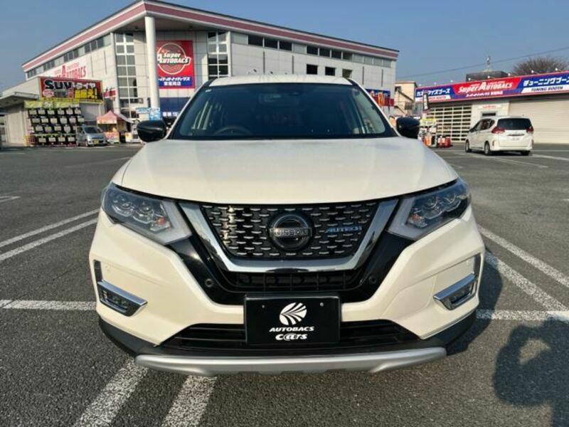 X-TRAIL