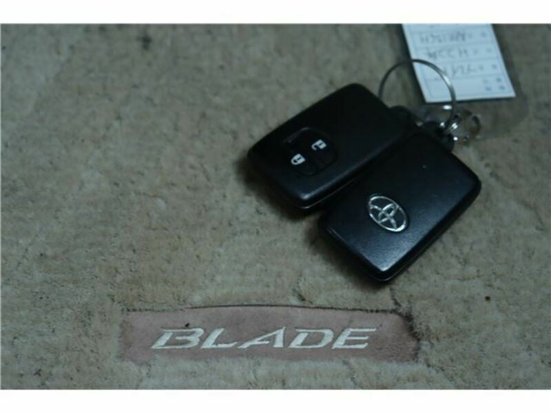 BLADE