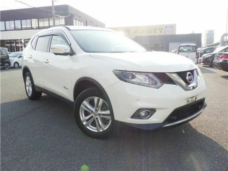 X-TRAIL