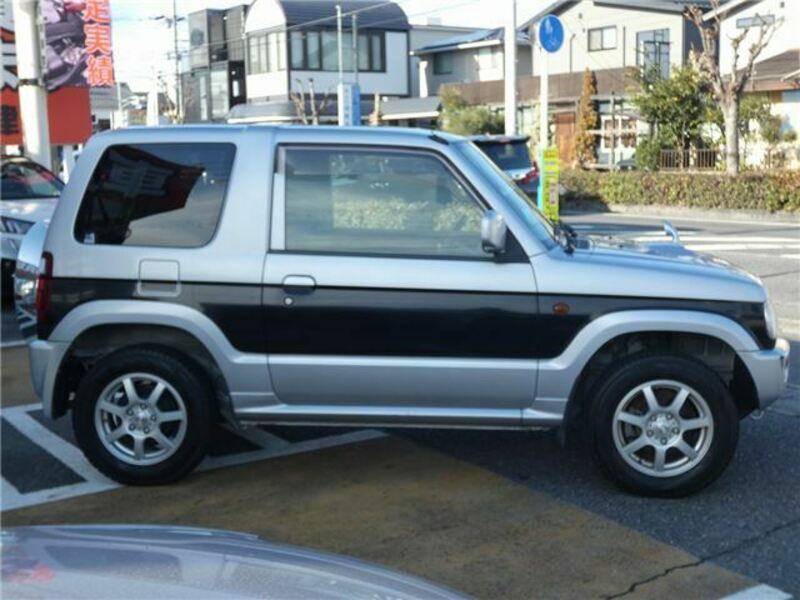 PAJERO MINI