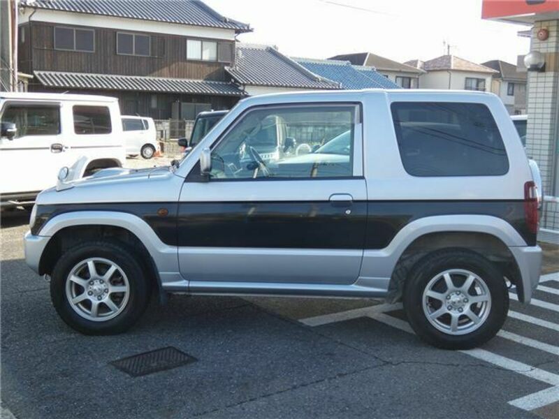 PAJERO MINI