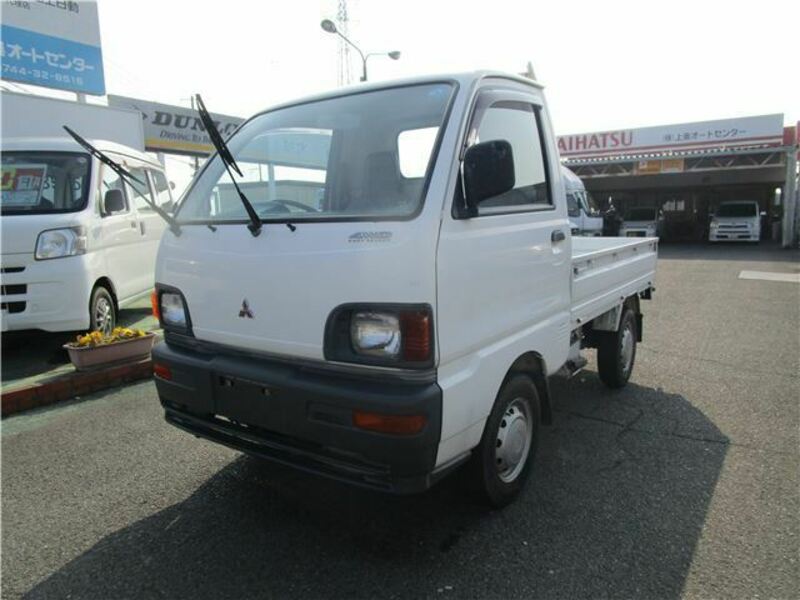 MITSUBISHI MINICAB TRUCK