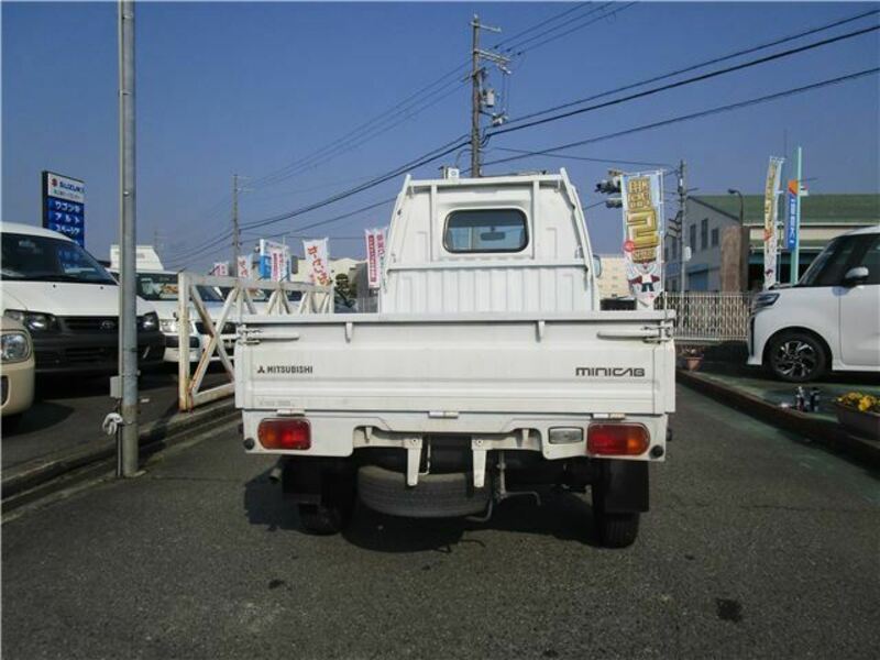 MINICAB TRUCK