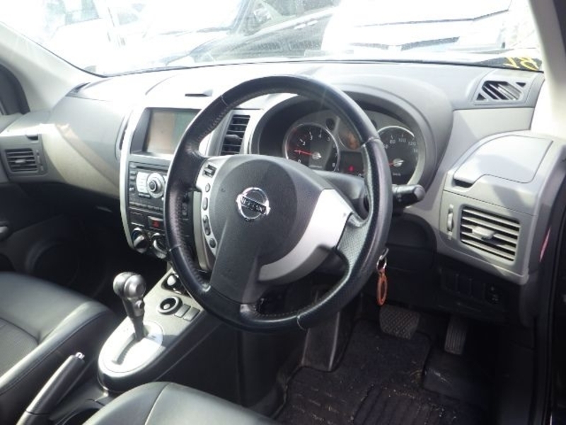 X-TRAIL-29